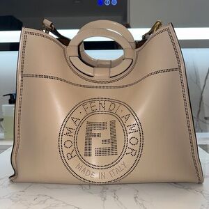 Fendi Beige summer tote